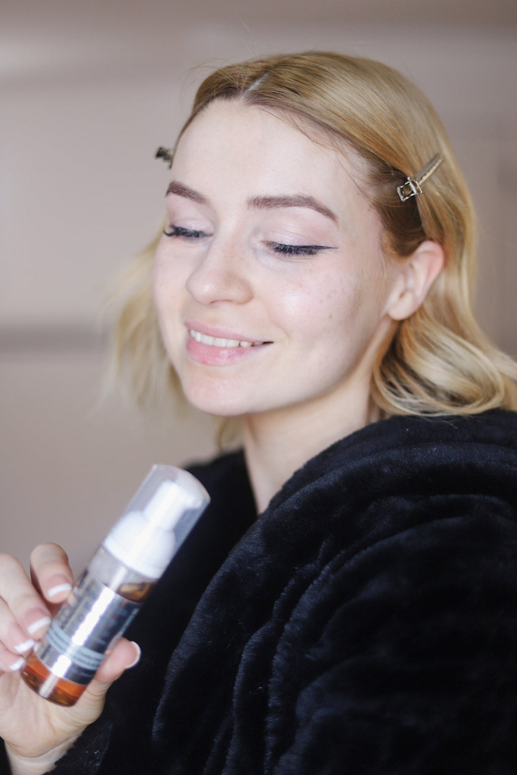 Oil-Free Foaming Face Wash for Acne-Prone Skin