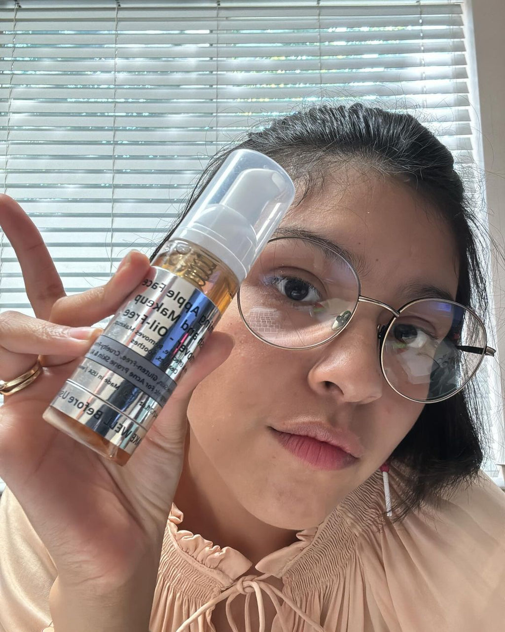 Oil-Free Foaming Face Wash for Acne-Prone Skin