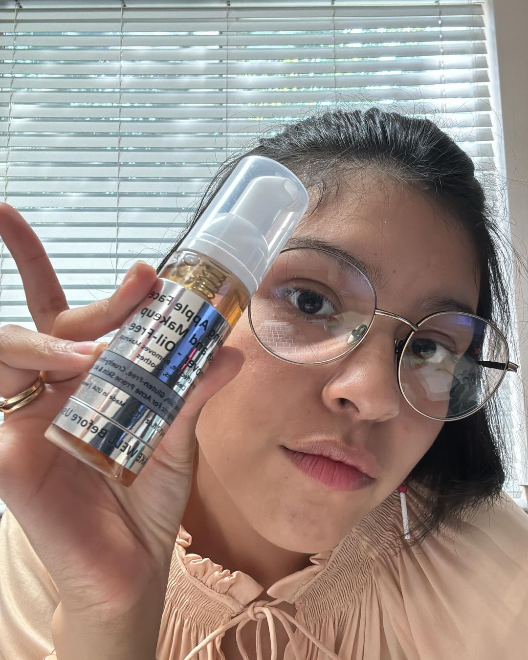 Oil-Free Foaming Face Wash for Acne-Prone Skin